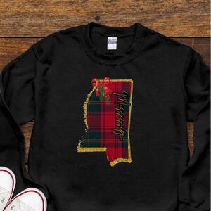 Black Plaid Christmas Sweatshirt (Glitter Gold Effect,No actual glitter)
